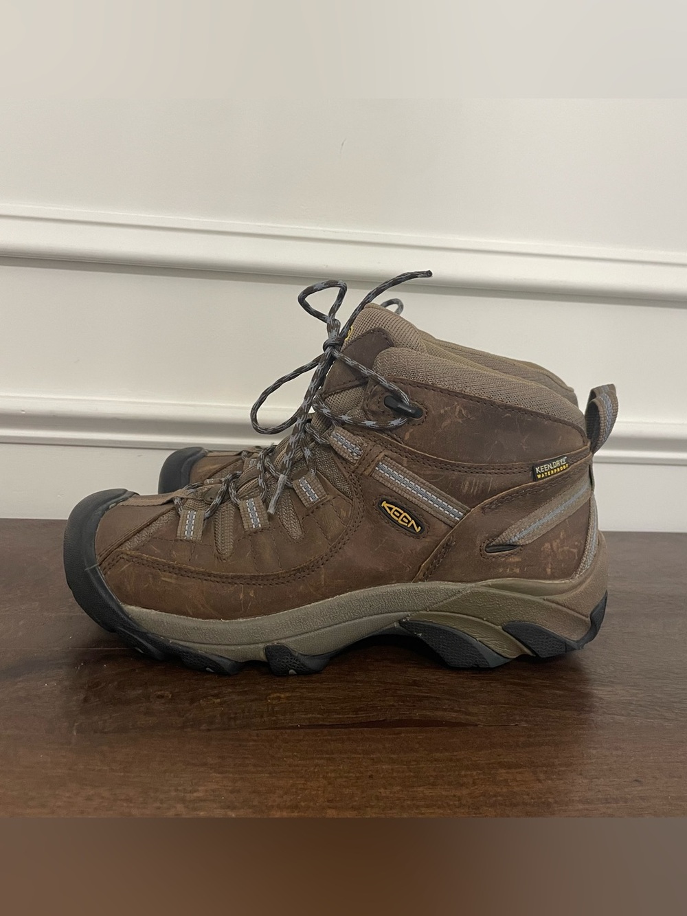 KEEN Women’s Targhee II Waterproof Hiking Boots